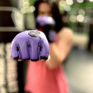 Meet your Posher, Adrianne